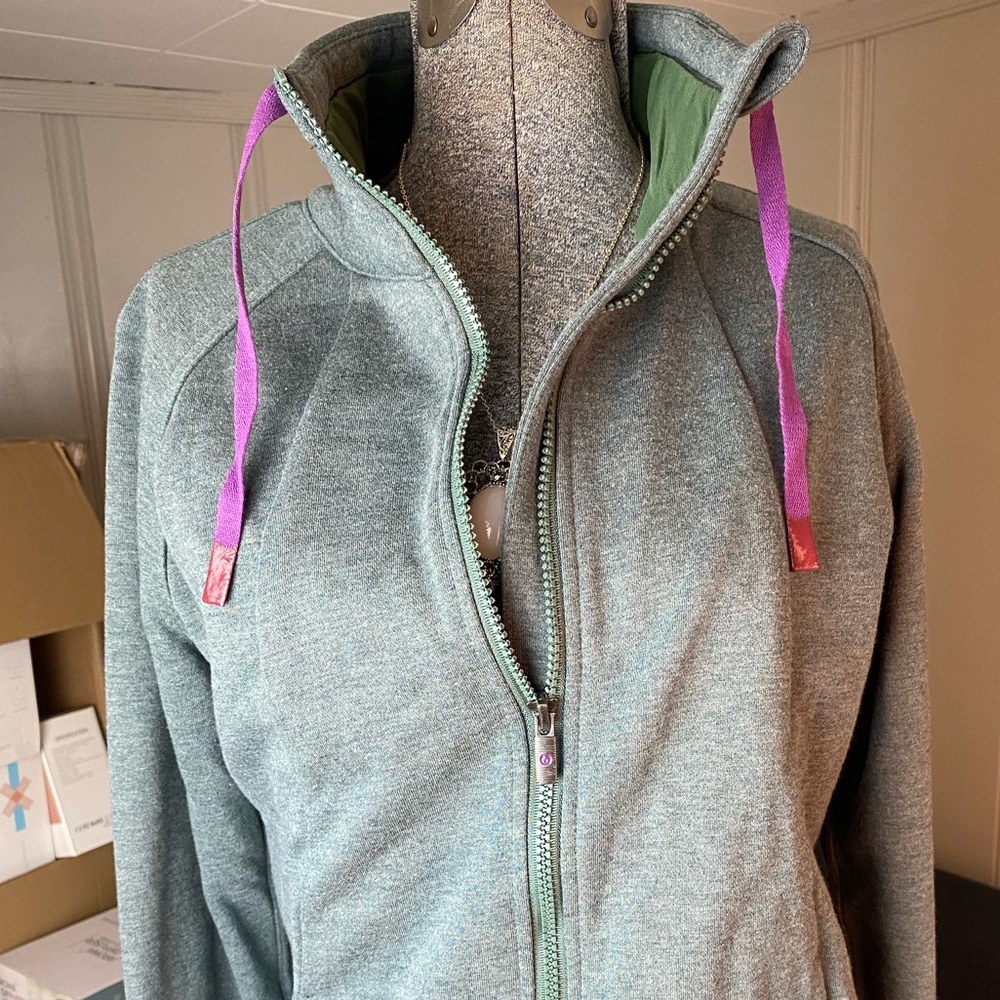 DoTERRA Sage Green Zip Terry Jacket